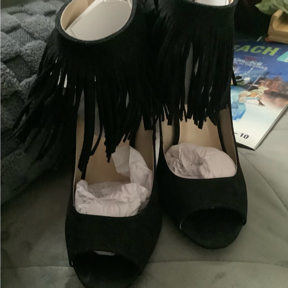 Qupid Black faux suede Peeptoe heels